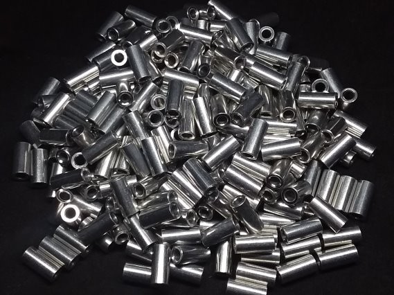 Aluminum Spacer 1/4 OD x #6 Hole x 17/32 Long