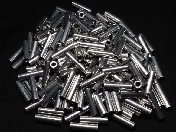 Aluminum Spacer 1/4 OD x #6 Hole x 15/16 Long