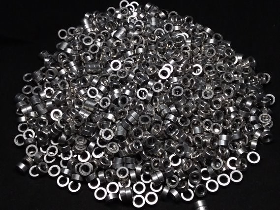 Aluminum Spacer 1/4 OD x #6 Hole x 7/64 Long