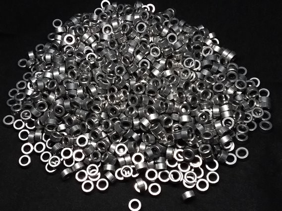 Aluminum Spacer 1/4 OD x #6 Hole x 1/8 Long